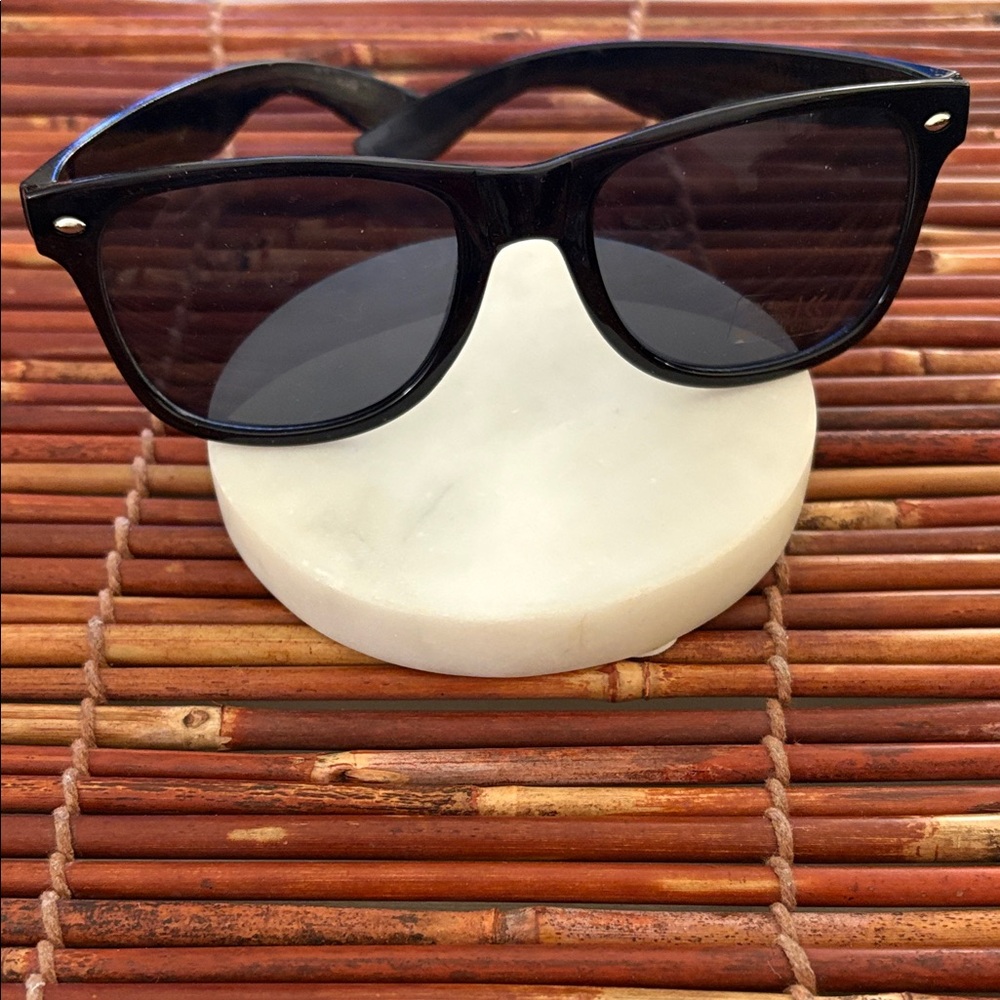Classic Black Unisex UV 400 Sunglasses